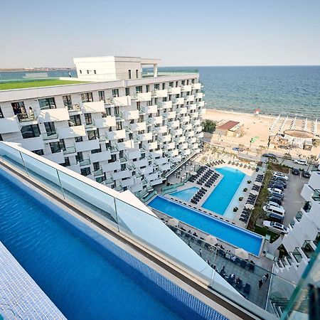 Jad Apartment In Infinity Beach Resort - Parking Mamaia Exteriör bild