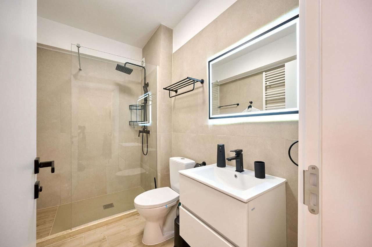 Jad Apartment In Infinity Beach Resort - Parking Mamaia Exteriör bild